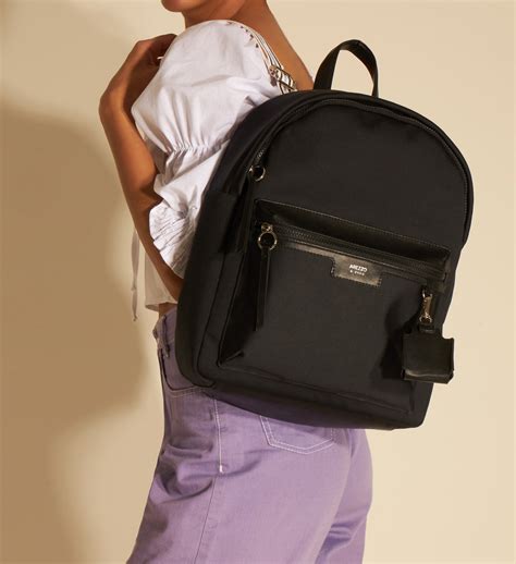 mochila arezzo couro